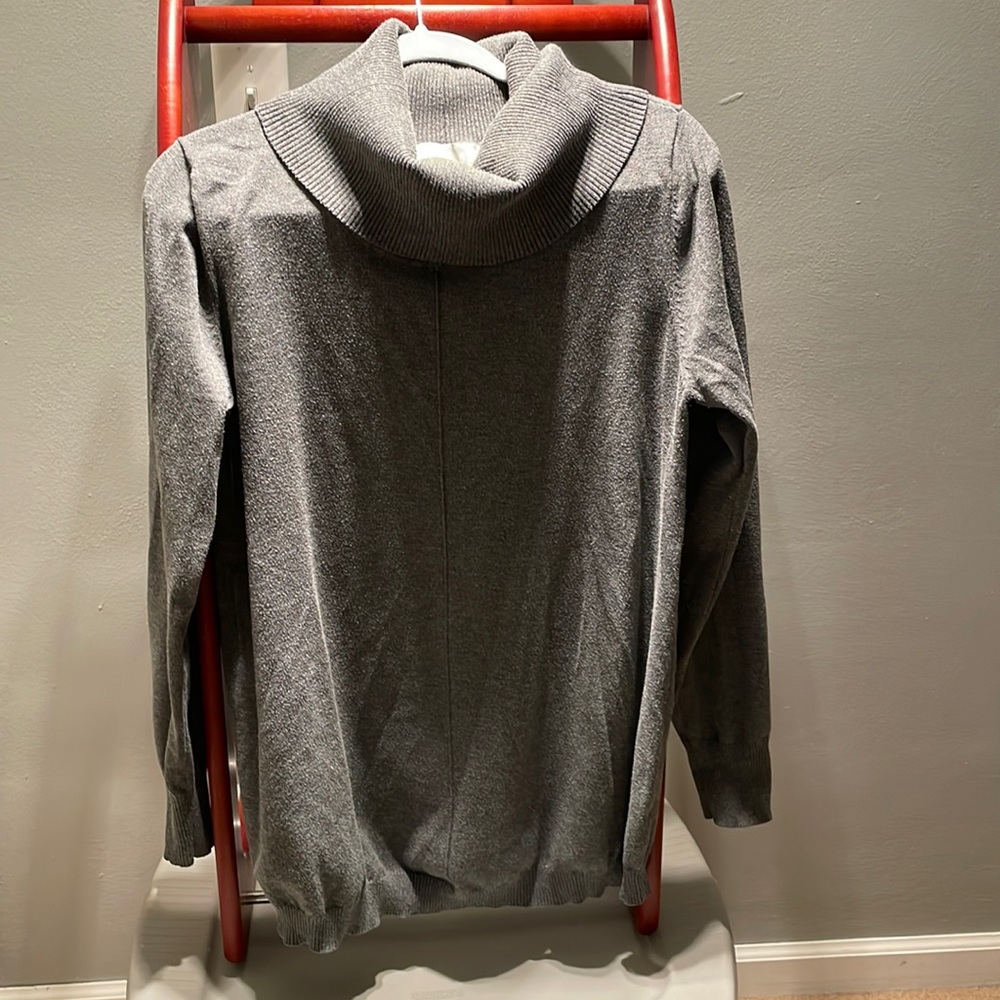 Carolyn Taylor turtleneck, dark gray sweater